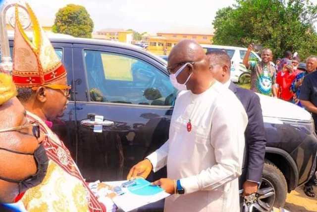 DTSG Presents Vehicle To Bishop Mogekwu On His Retirement