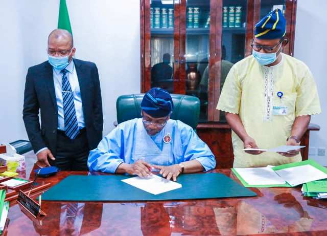 Gbajabiamila signs bills on BSc/HND dichotomy, harmonised teachers’ retirement age, others for transmission to Senate